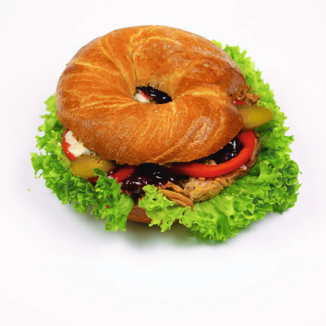 Kanapka drwala z szarpaną wieprzowiną 