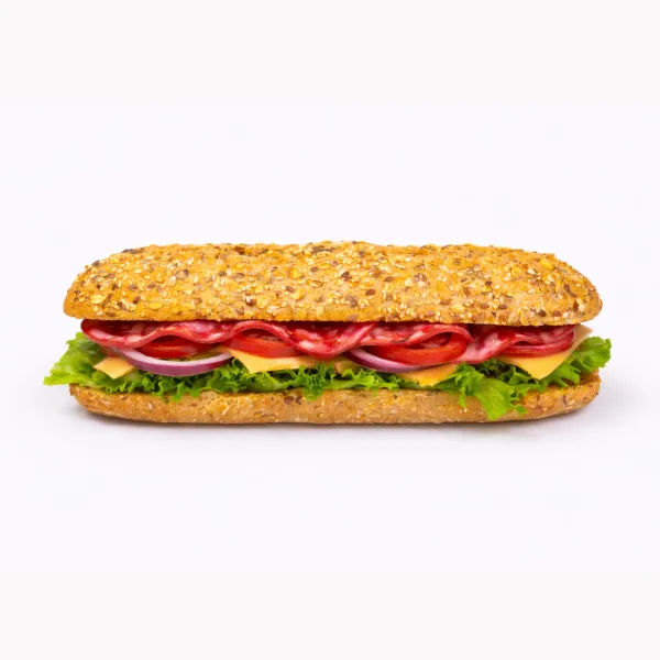Bagietka z salami i serem cheddar