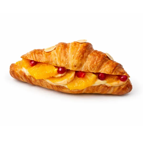 Сroissant z konfiturą brzoskwiniową i owocami